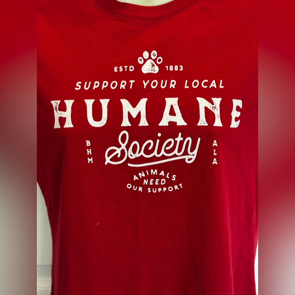 Support your local Humane Society T-shirt. Small. Red. CLEAN Very good condition